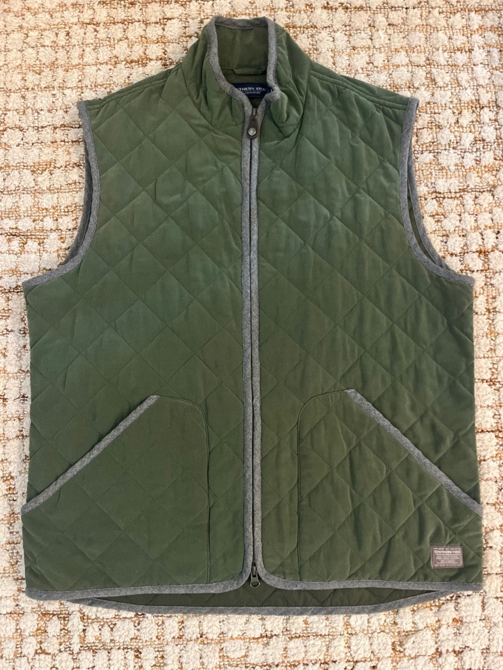 Green Southern Tide Quilted Vest Men’s Large
